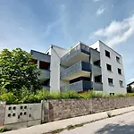 Апартаменти Rose Valley, Modern & Любляна