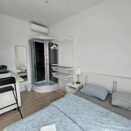 Rose Valley, Modern & Апартаменти *