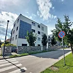 Rose Valley, Modern & Apartment Laibach