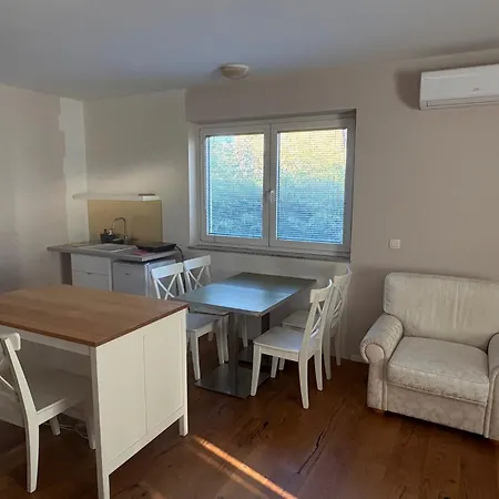 Rose Valley, Modern & *