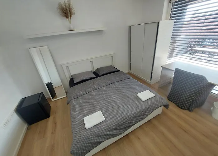 Apartment Rose Valley, Modern & Ljubljana